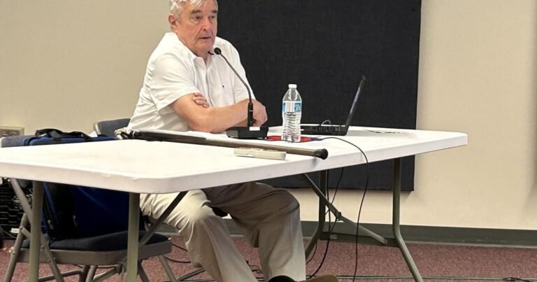 Area residents hear health care reform concerns, options | Local News