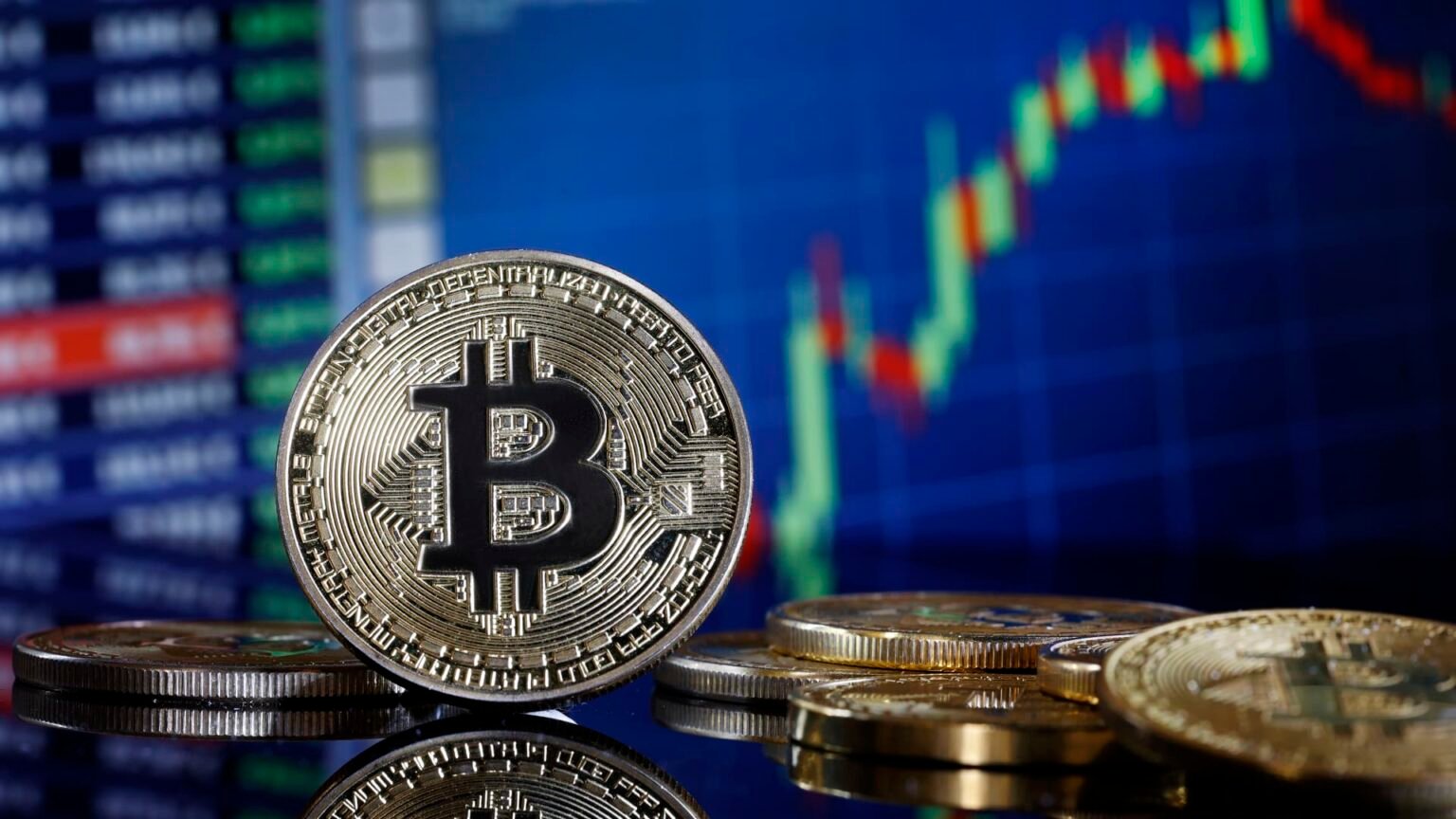 Bitcoin rises as crypto, other risk assets look to rebound from sell-off