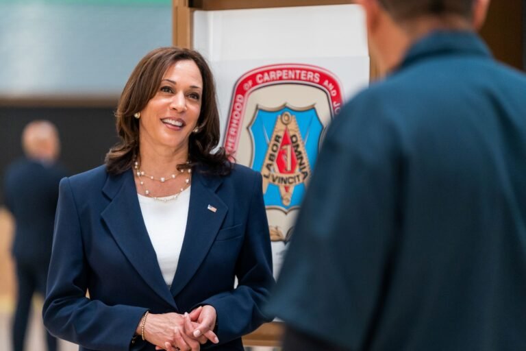 Has Kamala Harris Been Taking Investment Advice From Warren Buffett?