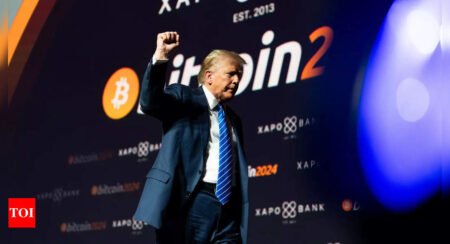 Bitcoin surges past ,000, up ,000 after Trump win