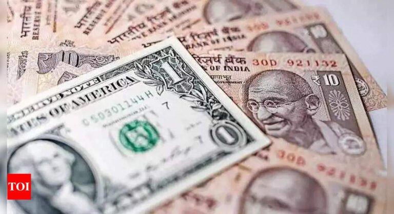 Heavy FII selling reins in Rupee gains even as US Dollar stabilises