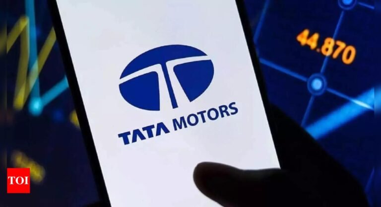 Investors lose Rs 2 lakh Crore as Tata Motors plunges 44% from peak, Is there buying opportunity?