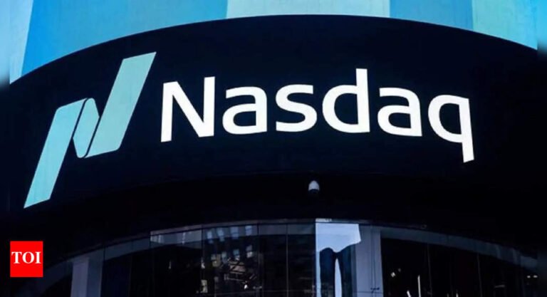 Nasdaq down 3% on slowdown fears