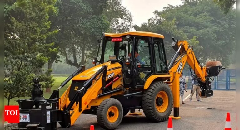 Polls, project delays hit construction equipment market