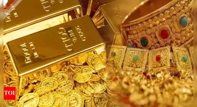 Gold rate today: Gold rises by Rs 260 to Rs 99,260 per 10g, silver jumps Rs 1,900 on global cues