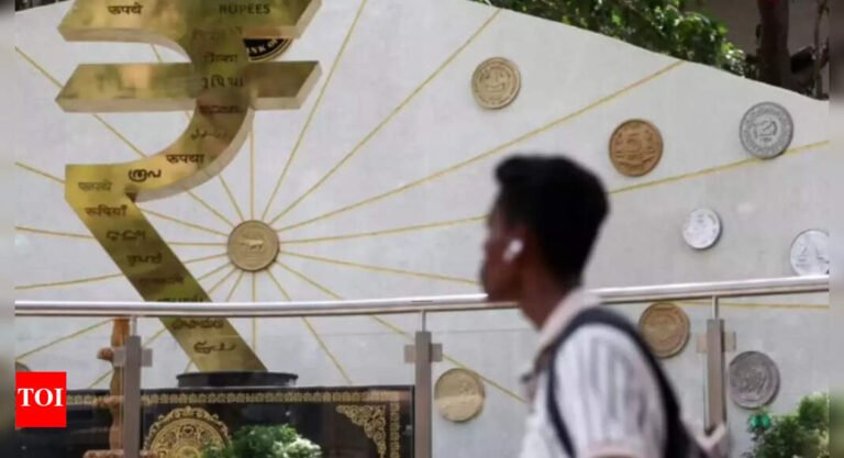 Rupee drops to 85.86 vs dollar amid foreign outflows; RBI rate cut in focus