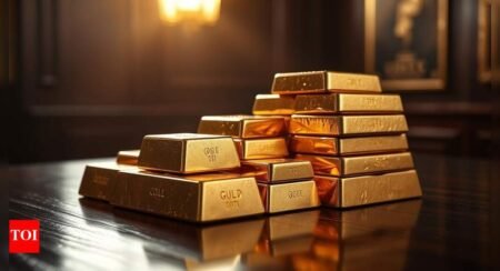 Gold market outlook: Prices to stay firm next week; risk aversion, weak dollar to fuel gains